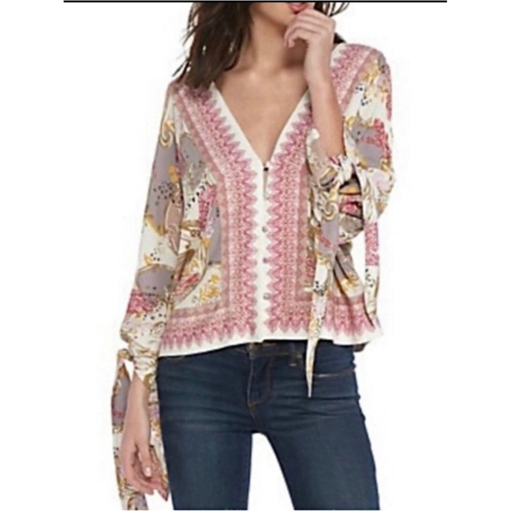 Free People "Catch Me If You Can" Boho Printed Cropped Top Blouse Size L